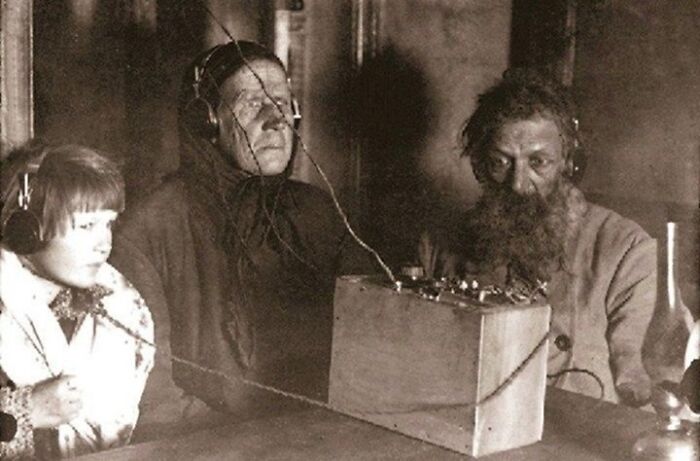 Soviet Peasants Listen To The Radio For The First Time. This Photo Was Taken In 1928