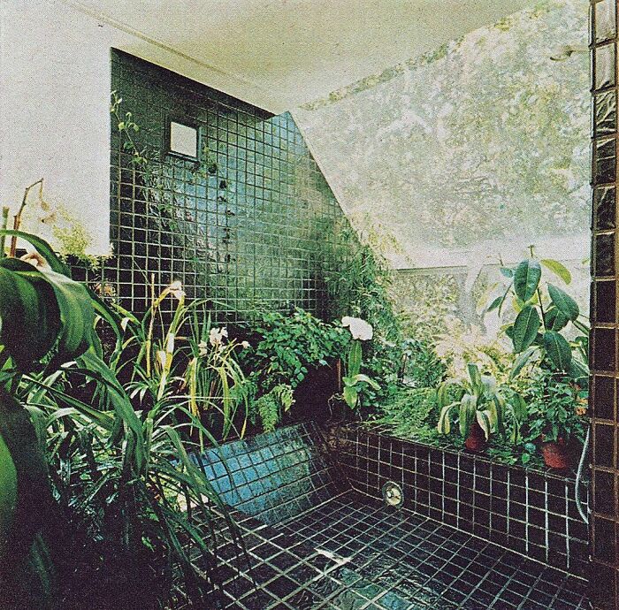 ¿Es cómodo? ¡A quién le importa eso cuando el baño se ve así! Bathroom Design, 1987