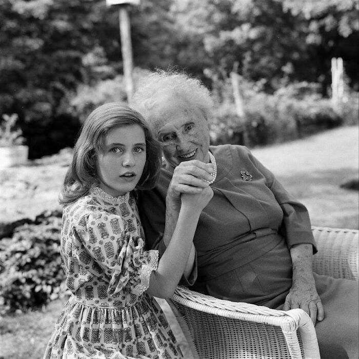 Patty Duke Meeting The Real Helen Keller On The Set Of The Miracle Worker, 1962