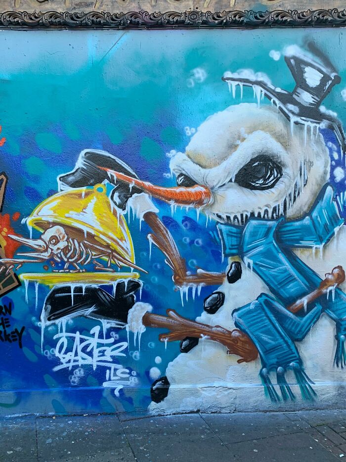 Christmas Street Art And Integration Of Street Art In The Urban Cities Christmas Street Art And Integration Of Street Art In The Urban Cities