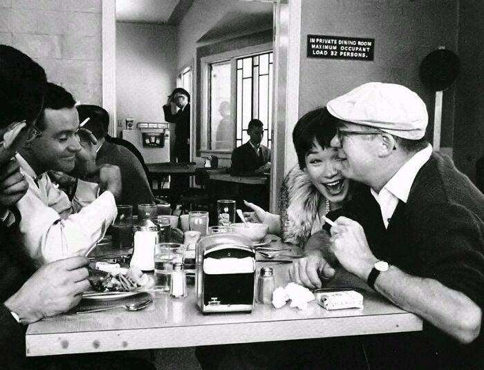 Director Billy Wilder Sharing A Laugh With Shirley Maclaine And Jack Lemmon During The Production Of The Apartment, 1960