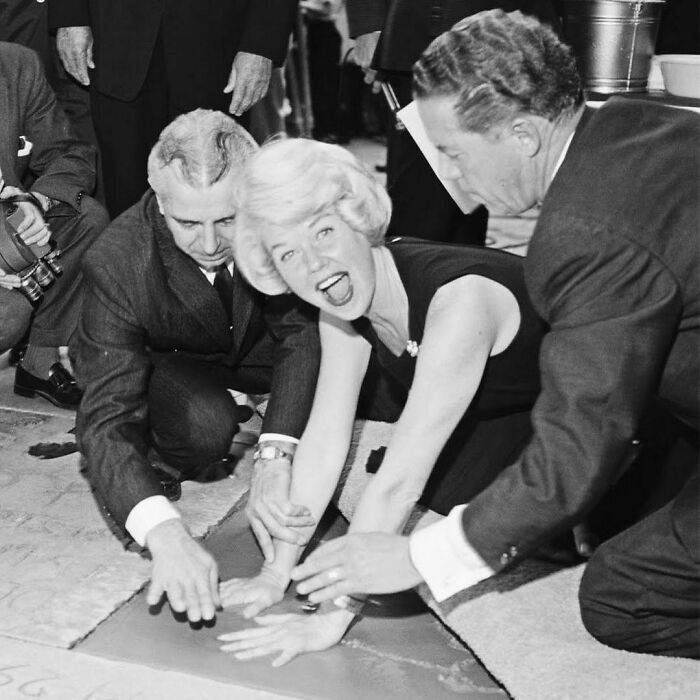 Doris Day Leaving Her Handprints At Graumans Chinese Theater, 1961