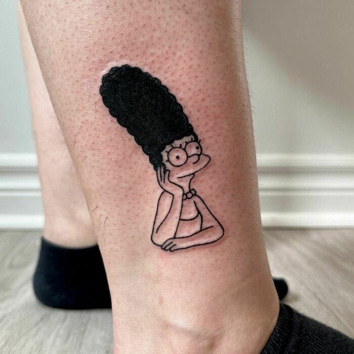 Marge from The Simpsons leg tattoo