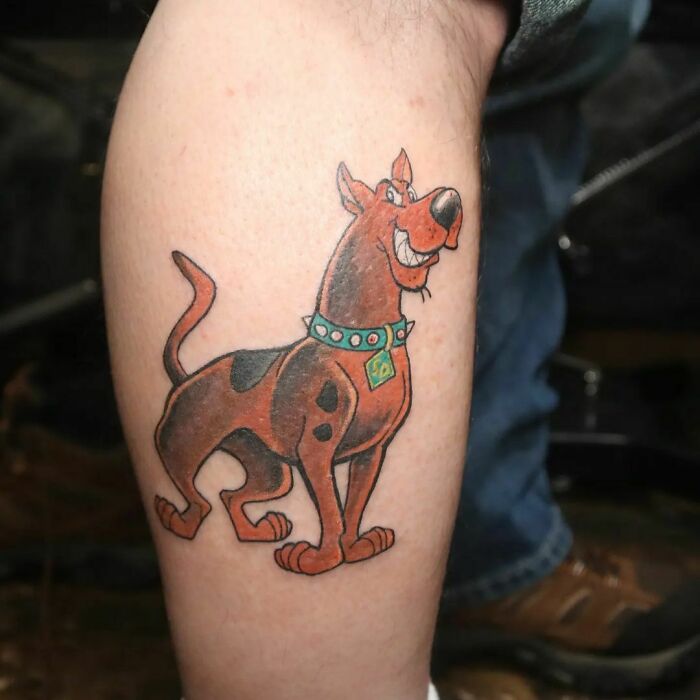Scooby Doo leg tattoo