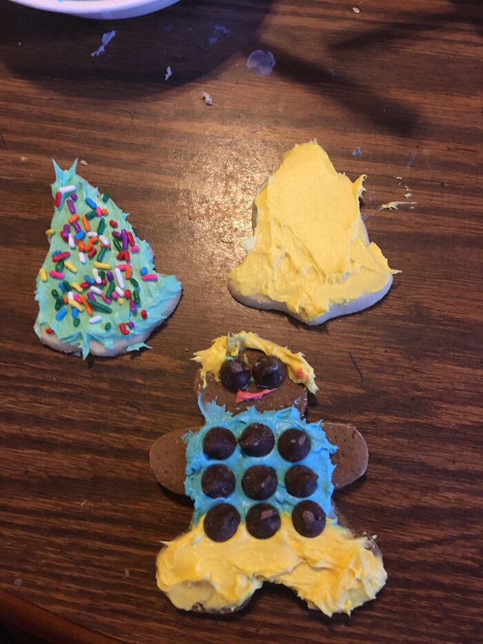 I Turned My Gingerbread Man A Few Years Back Into An Inquisitor From Brandon Sanderson’s Mistborn Books Using Chocolate Chips For The Hemalurgy Spikes