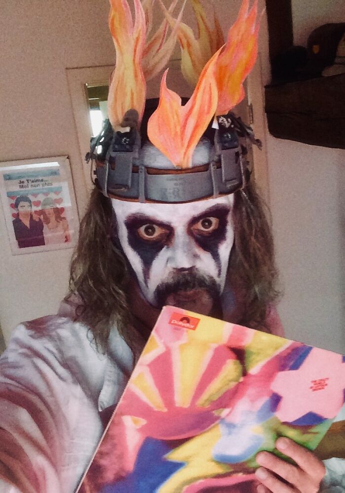 I Dressed As 40 Albums And Artists For A Lockdown Challenge, Here Are My 15 Pics