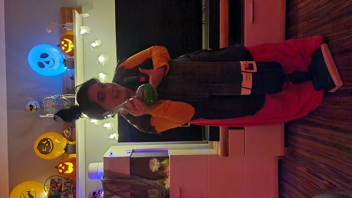 Selfmade Mary Sanderson Halloween Costume With Witch Potion Punch