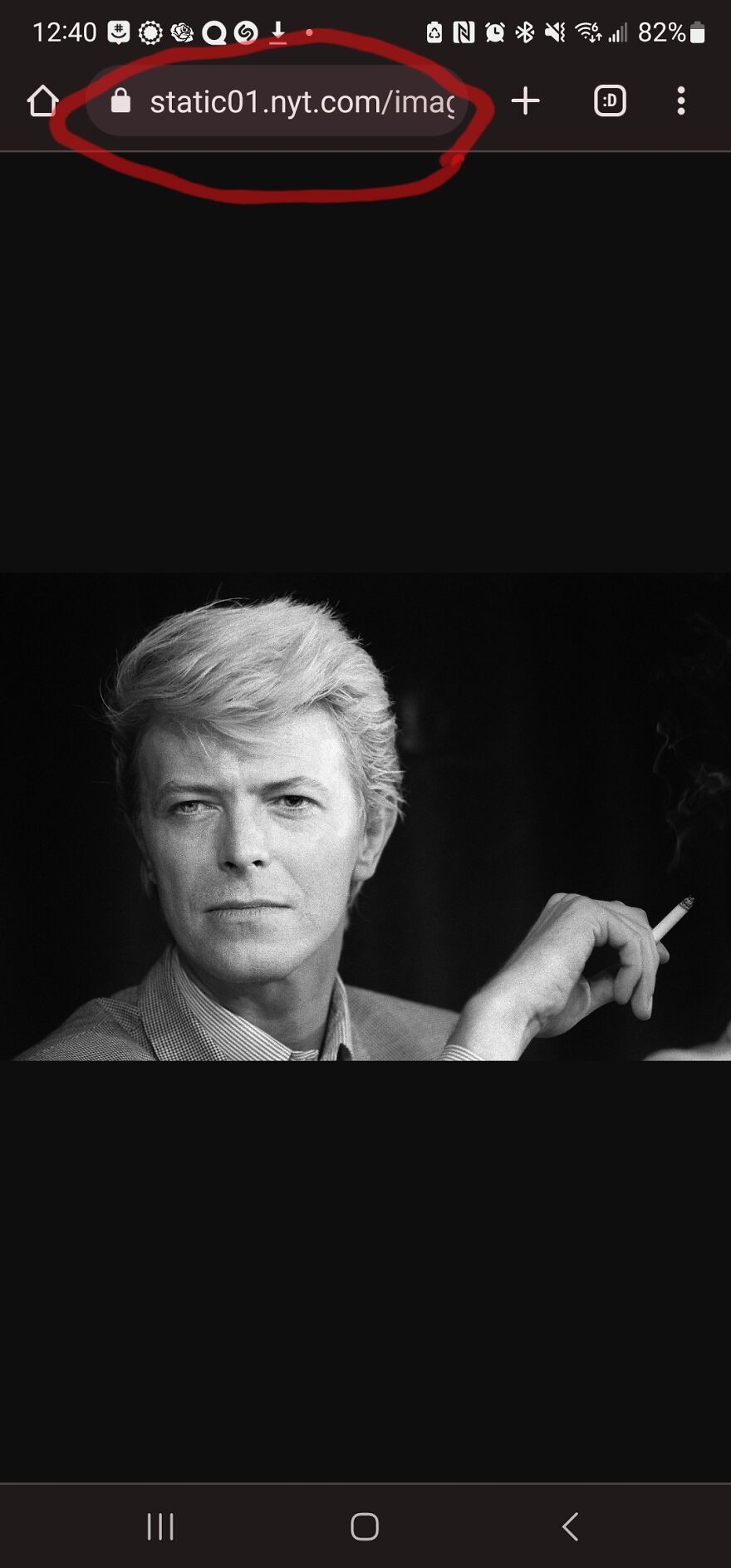 How To Comment With An Image Using Your Phone (Featuring David Bowie!)