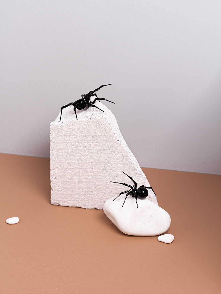 I Make Glass Figures Of Spiders, Octopuses And Other Animals Using The Lampwork Technique