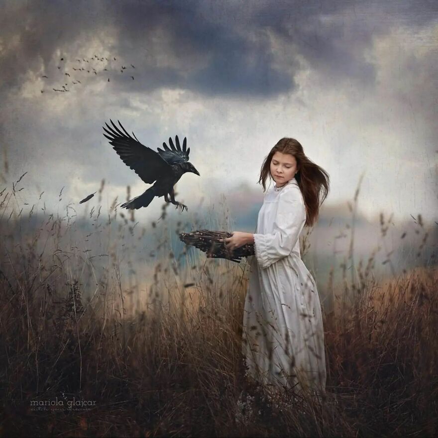 Photographer Creates Images To Highlight The Strong Bond Between Humans And Animals (44 Pics)