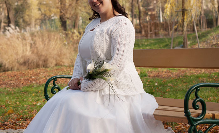 Woman Gets Called A “Psycho” For Uninviting Her SIL From Her Wedding As She Tried On Her Wedding Dress And Accidentally Ruined It