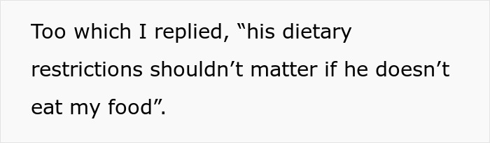 Student Has Had Enough Of His Muslim Friend Stealing His Fries, So He Orders Bacon On Them Without Telling Him Anything Student Has Had Enough Of His Muslim Friend Stealing His Fries, So He Orders Bacon On Them Without Telling Him Anything