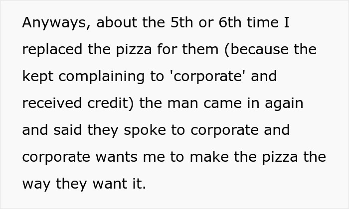 Pizza Maker Tries To Explain To Couple That They Ordered Too Many Toppings And The Pizza Won’t Cook, They Insist And The Worker Maliciously Complies