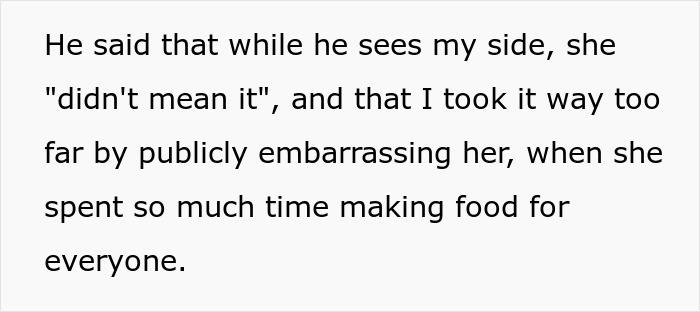 Mom “Publicly Embarrasses” Rude Vegan Daughter-In-Law At Thanksgiving Mom “Publicly Embarrasses” Rude Vegan Daughter-In-Law At Thanksgiving