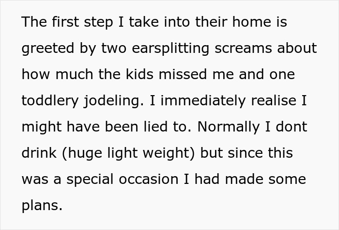 "My Aunt Sees The Can And Starts Screaming": Man Sick And Tired Of Always Having To Babysit Relatives At Family Events, Solves The Problem "My Aunt Sees The Can And Starts Screaming": Man Sick And Tired Of Always Having To Babysit Relatives At Family Events, Solves The Problem