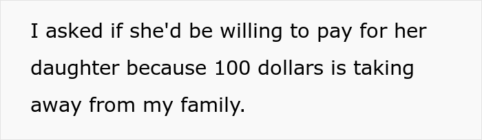 Friends Bail From Restaurant Before Check Arrives And Refuse To Pay This Woman Back For It, She Complains To The Birthday Girl's Mother Friends Bail From Restaurant Before Check Arrives And Refuse To Pay This Woman Back For It, She Complains To The Birthday Girl's Mother