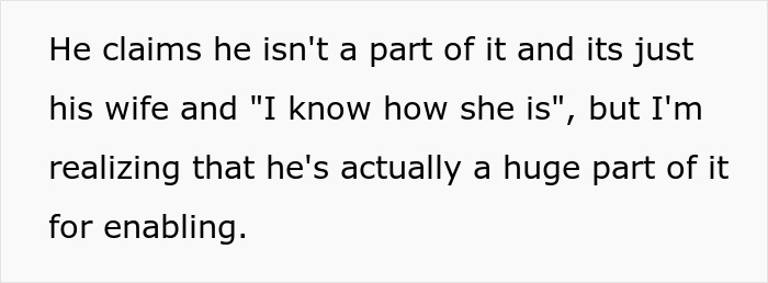 Mom “Publicly Embarrasses” Rude Vegan Daughter-In-Law At Thanksgiving Mom “Publicly Embarrasses” Rude Vegan Daughter-In-Law At Thanksgiving