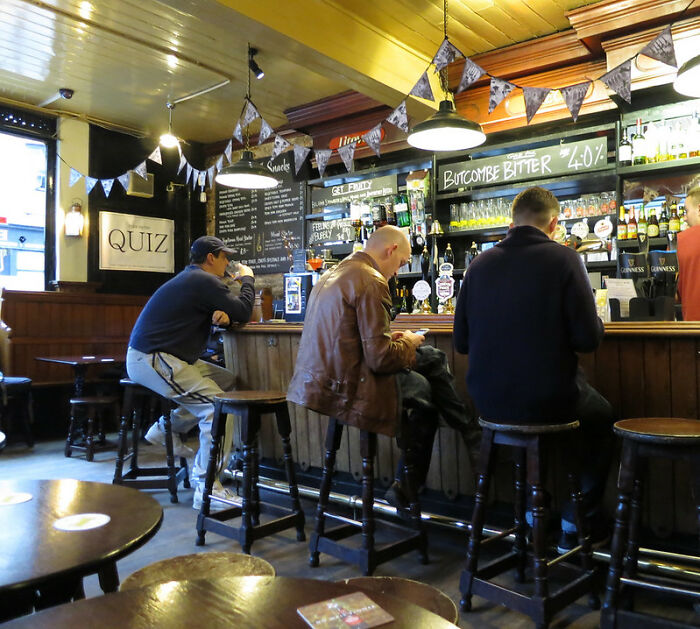 Woman Moved From The UK To Canada And Was Surprised By These 12 Differences Woman Moved From The UK To Canada And Was Surprised By These 12 Differences