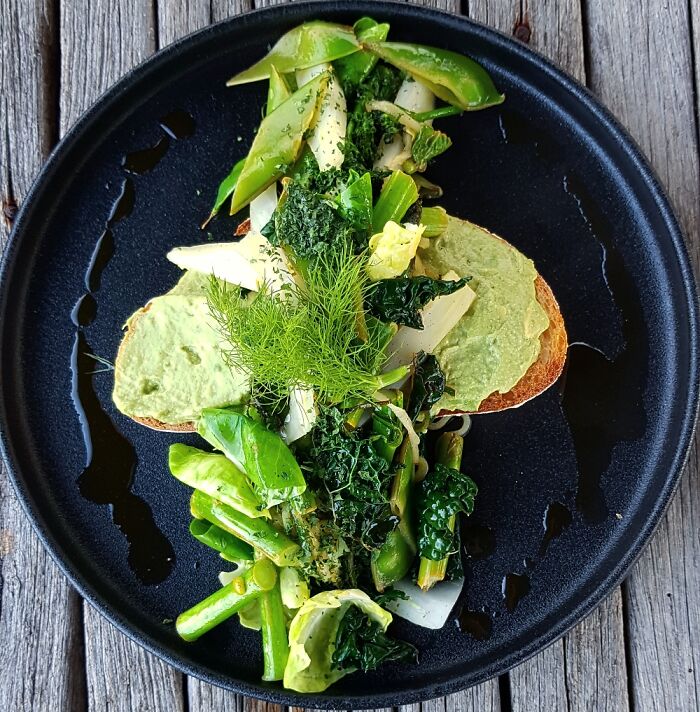 Avo Toast With Spring Greens