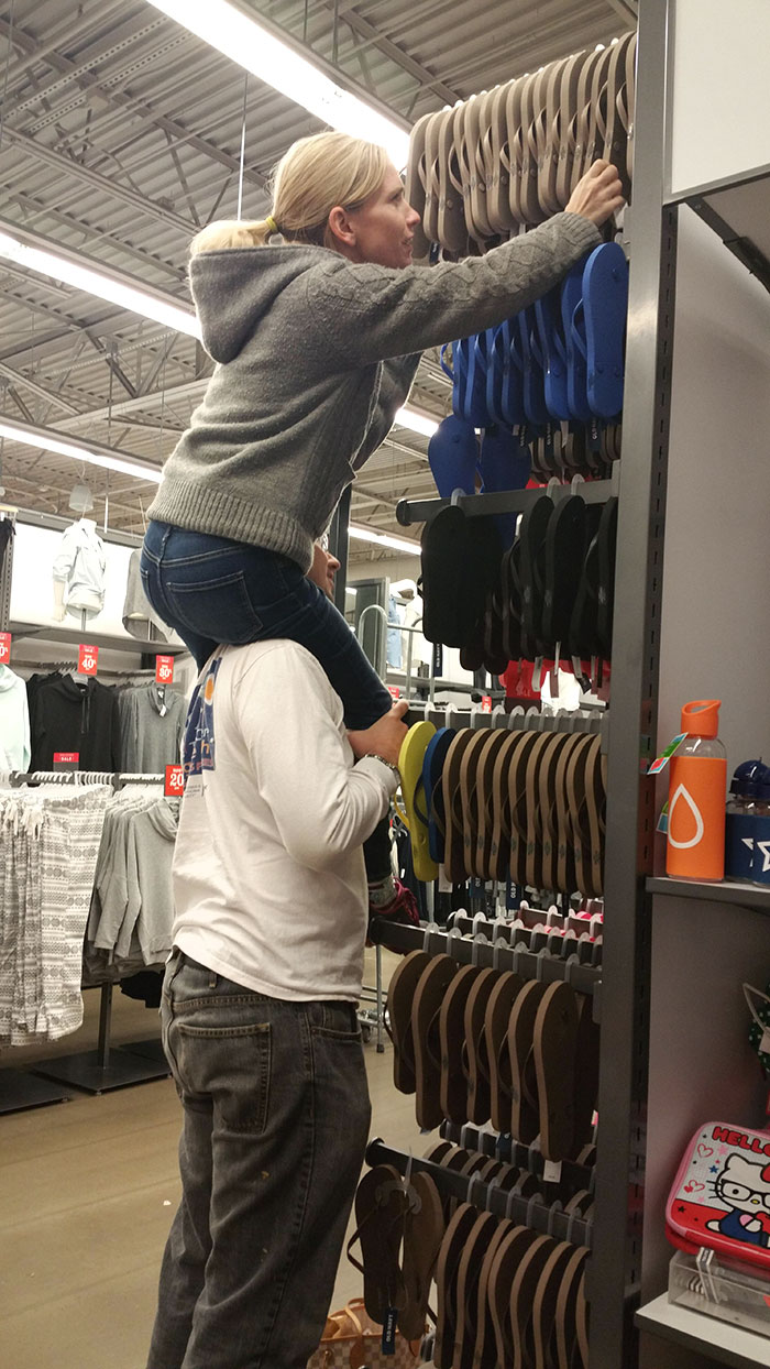 A Random Couple At The Store Came To My Rescue To Help Me Get Flip Flops From The Very Top