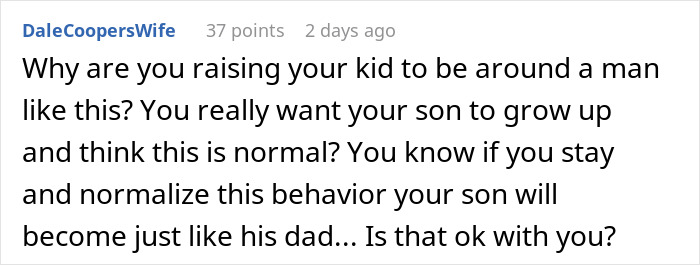"He Wants A Divorce": Gamer Husband Lashes Out At Wife For Pausing His Game So He Would Bathe The Baby "He Wants A Divorce": Gamer Husband Lashes Out At Wife For Pausing His Game So He Would Bathe The Baby