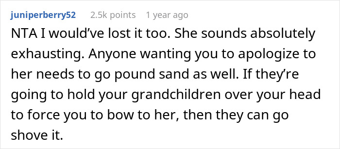 Mom “Publicly Embarrasses” Rude Vegan Daughter-In-Law At Thanksgiving Mom “Publicly Embarrasses” Rude Vegan Daughter-In-Law At Thanksgiving