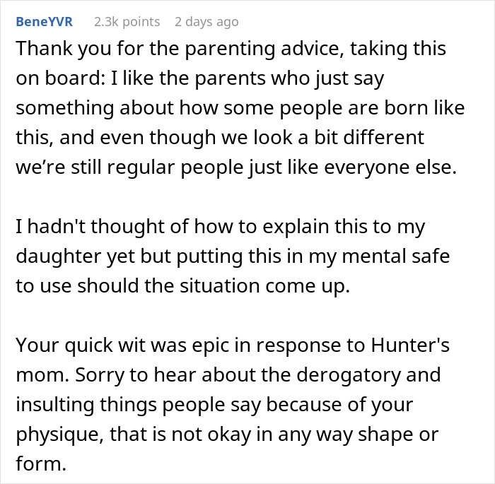 Mom Attempts To Lecture Her Kid By Using A Person With Dwarfism As A Threat, It Backfires When The Person Speaks Up Mom Attempts To Lecture Her Kid By Using A Person With Dwarfism As A Threat, It Backfires When The Person Speaks Up