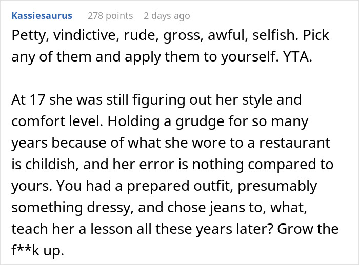 Mom Wonders If She's A Jerk For Wearing Jeans To Daughter's Wedding To Prove A Point, Gets A Reality Check Online Mom Wonders If She's A Jerk For Wearing Jeans To Daughter's Wedding To Prove A Point, Gets A Reality Check Online