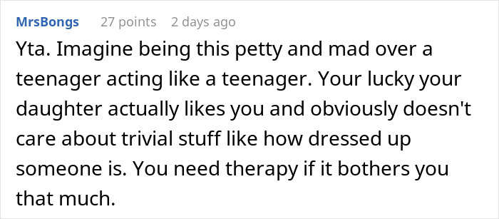 Mom Wonders If She's A Jerk For Wearing Jeans To Daughter's Wedding To Prove A Point, Gets A Reality Check Online Mom Wonders If She's A Jerk For Wearing Jeans To Daughter's Wedding To Prove A Point, Gets A Reality Check Online