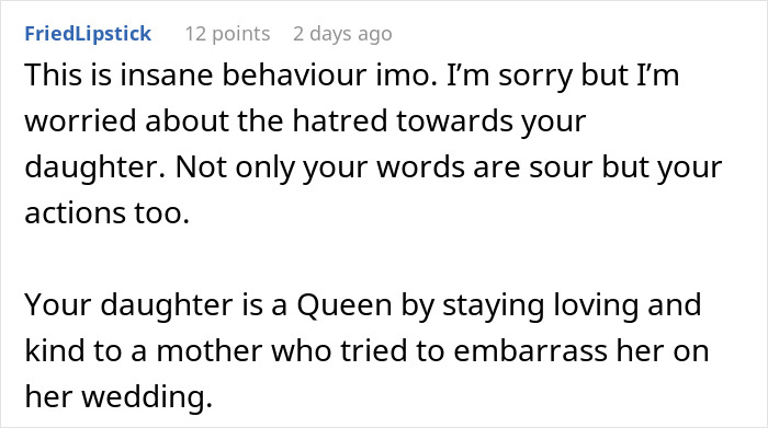 Mom Wonders If She's A Jerk For Wearing Jeans To Daughter's Wedding To Prove A Point, Gets A Reality Check Online Mom Wonders If She's A Jerk For Wearing Jeans To Daughter's Wedding To Prove A Point, Gets A Reality Check Online