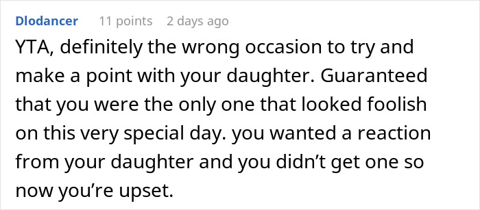 Mom Wonders If She's A Jerk For Wearing Jeans To Daughter's Wedding To Prove A Point, Gets A Reality Check Online Mom Wonders If She's A Jerk For Wearing Jeans To Daughter's Wedding To Prove A Point, Gets A Reality Check Online