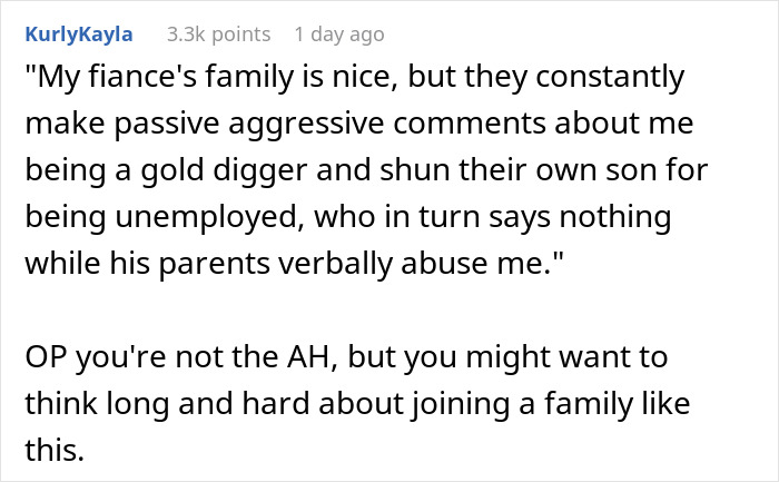 "I Snapped": Fiancé's Family Implies That This Woman Is A Gold Digger, So She "Exposes" His Unemployment At The Dinner Table "I Snapped": Fiancé's Family Implies That This Woman Is A Gold Digger, So She "Exposes" His Unemployment At The Dinner Table