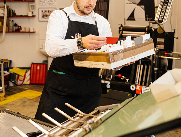 “We’ve Spent Close To $2,000 On All The Materials”: Relatives Invoice Bride After Finding Out They Weren’t Invited To The Wedding “We’ve Spent Close To $2,000 On All The Materials”: Relatives Invoice Bride After Finding Out They Weren’t Invited To The Wedding