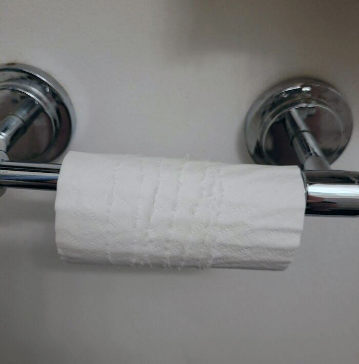 The Way My Roommates Leave The Toilet Paper