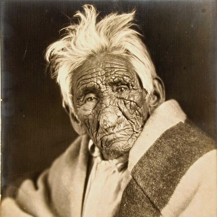 A Chippewa Indian Named John Smith Who Lived In The Woods Near Cass Lake, Minnesota Claimed To Be 137 Years Old Before He Died In 1922. Photo Taken In 1915