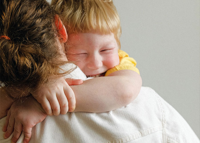 "My Sister And I Were No Longer Her Kids": Guy Finally Snaps At His Mom And Tells Her He's No Longer Her Son, Drama Ensues "My Sister And I Were No Longer Her Kids": Guy Finally Snaps At His Mom And Tells Her He's No Longer Her Son, Drama Ensues