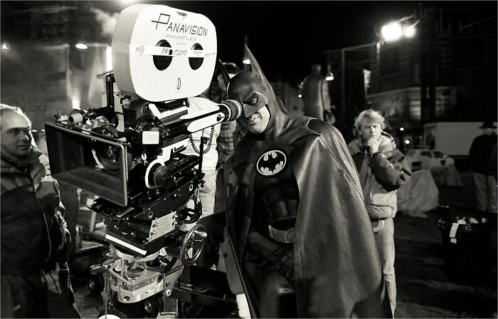 Michael Keaton Behind The Camera On Tim Burton's Batman (1989)