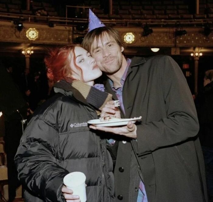 Jim Carrey And Kate Winslet On The Set Of Eternal Sunshine Of A Spotless Mind