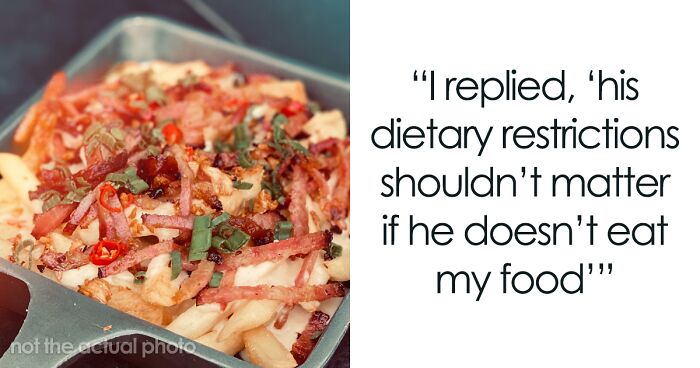 Student Has Had Enough Of His Muslim Friend Stealing His Fries, So He Orders Bacon On Them Without Telling Him Anything