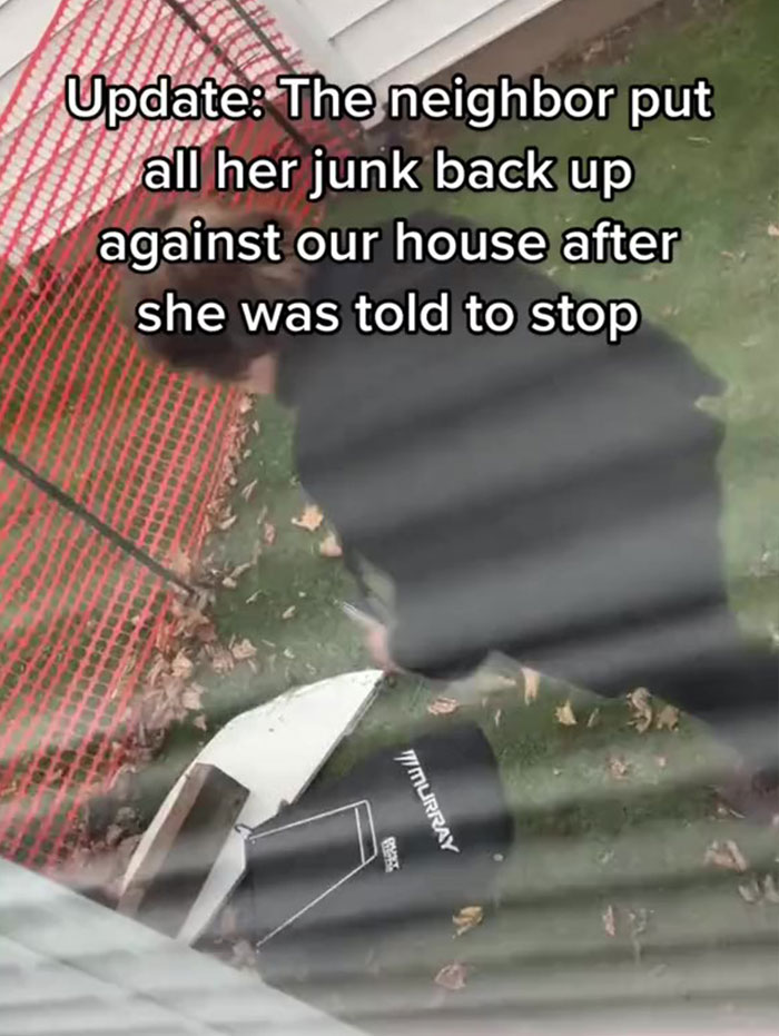 “Looks Like We Got Karen As A Neighbor”: Man Gets Into A War With Neighbor Who Zip-Tied Her Snow Fence To His Gutters “Looks Like We Got Karen As A Neighbor”: Man Gets Into A War With Neighbor Who Zip-Tied Her Snow Fence To His Gutters