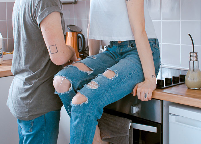 40 People Share The Non-Negotiable Rules They Have In Their Homes, And Some Are Very Strange