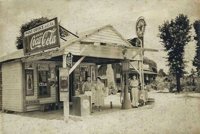 Texaco Station, General Store & Post Office, 1940's