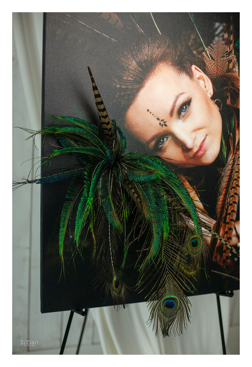 A Fellow Florist And I, The Photographer, Made 11 Portraits Of Months Using Live Flowers To Highlight The Genuineness Of Each Season