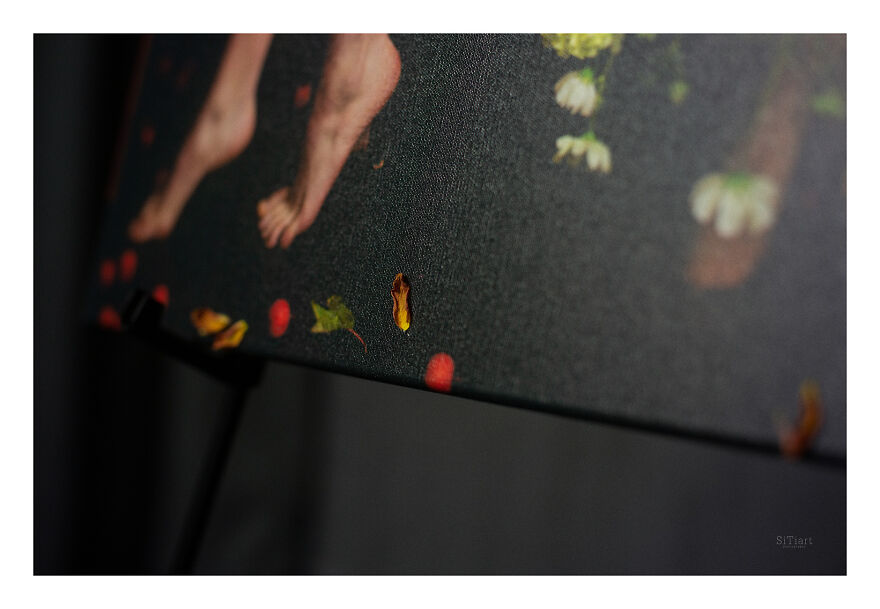 A Fellow Florist And I, The Photographer, Made 11 Portraits Of Months Using Live Flowers To Highlight The Genuineness Of Each Season