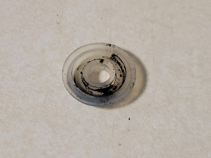 Never Cleaned The Gasket On The Spout Of My Water Bottle Until My Friend Showed Me His. Here's What I Found
