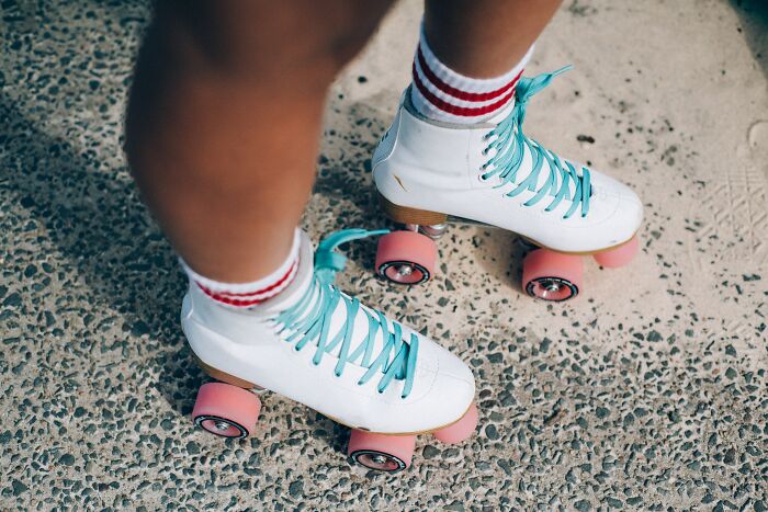 Go Roller Skating With Friends