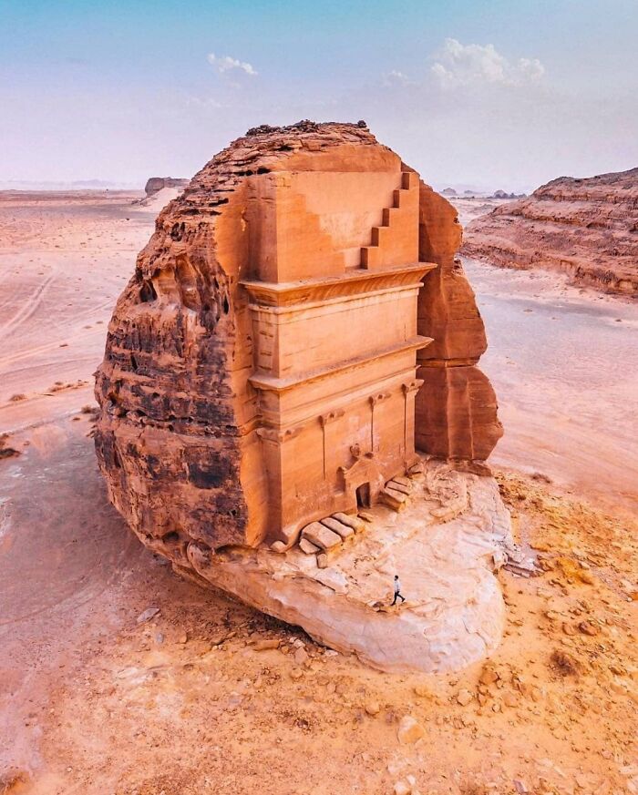 Qaṣr Al-Farīd Meaning ‘The Lonely Castle’ Is The Largest Rock-Cut Tomb At The Archaeological Site Of Hegra, In Saudi Arabia. Nabataean Kingdom, 1st Century Ce