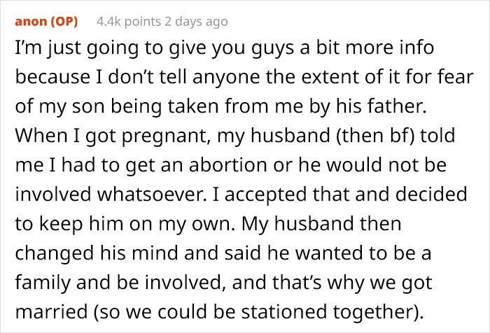 "He Wants A Divorce": Gamer Husband Lashes Out At Wife For Pausing His Game So He Would Bathe The Baby "He Wants A Divorce": Gamer Husband Lashes Out At Wife For Pausing His Game So He Would Bathe The Baby