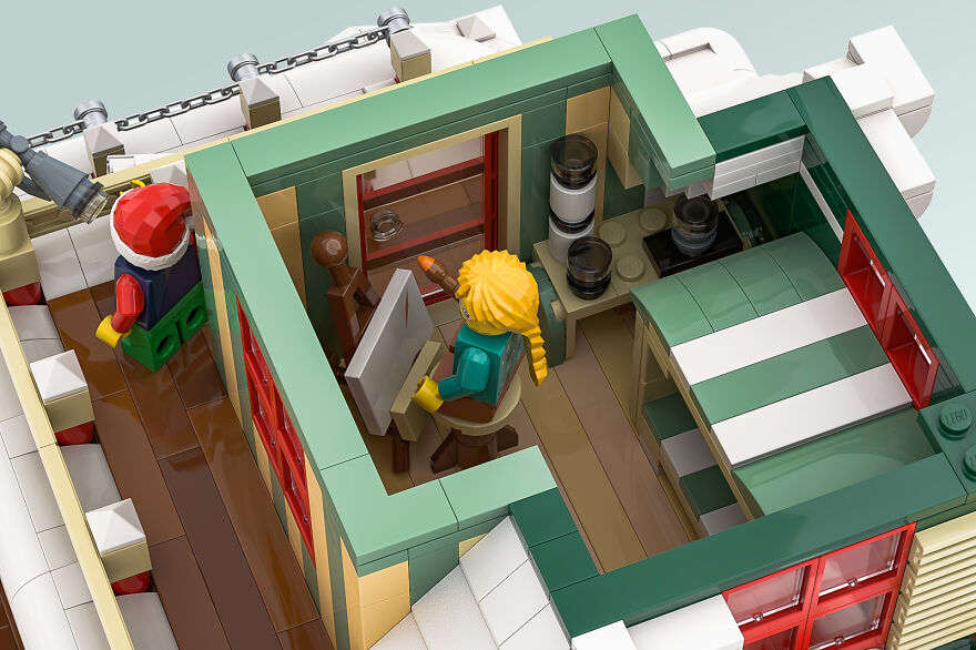 Christmas Is Coming, So I've Built A Kind Of Modular LEGO Christmas Tree