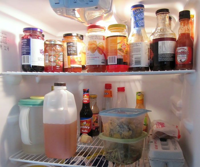 Man Is Fed Up With His Girlfriend’s Cravings While She Is Being A Surrogate For His Sister, Asks Her To Pay For His Meal She Ate Man Is Fed Up With His Girlfriend’s Cravings While She Is Being A Surrogate For His Sister, Asks Her To Pay For His Meal She Ate